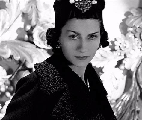 10 frases de Coco Chanel que siempre recordaremos.